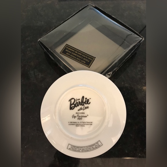 1993 Mattel From Barbie with Love 1959 Gay Parisienne Collectors Plate by Enesco - Picture 2 of 3